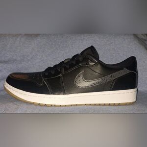 Jordan 1 Retro Low Golf Shoe ~ 'Black Gum' DD9315-005 | Men's: 10.5 *NWOB